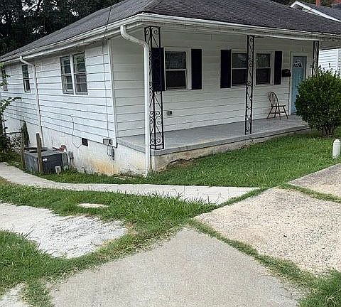 3rd image of 610 Price Ave