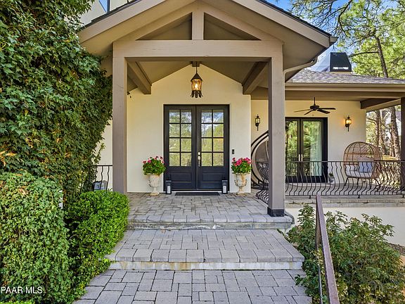 4th image of 520 Carson Dr