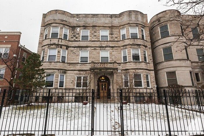 1st image of 4516 N Magnolia Ave #45182