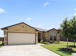 1612 Paint Brush Dr, Lockhart, TX 78644
