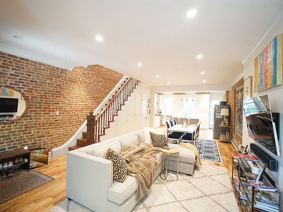 1st image of 450 Macdonough St #2A