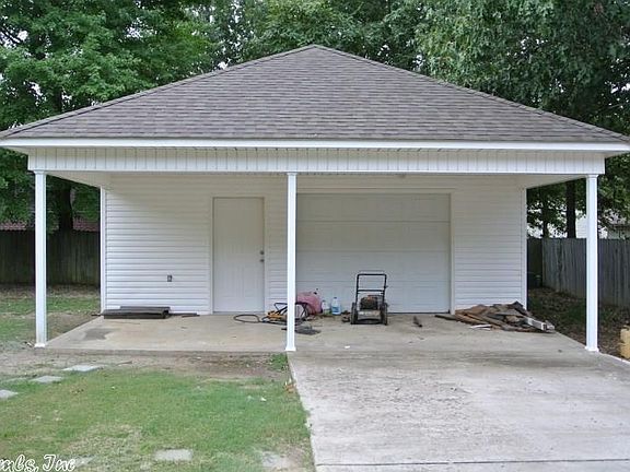 4th image of 10 Dale Ct