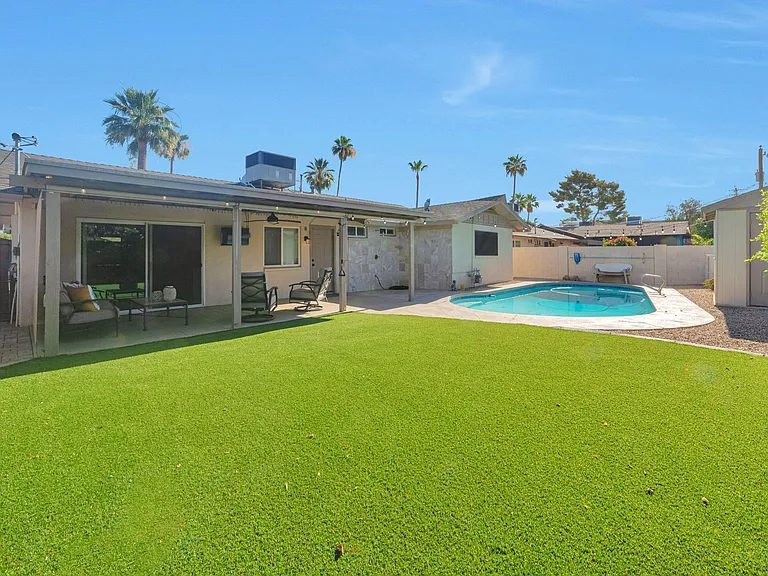 8737 E Plaza Ave — Photo 2