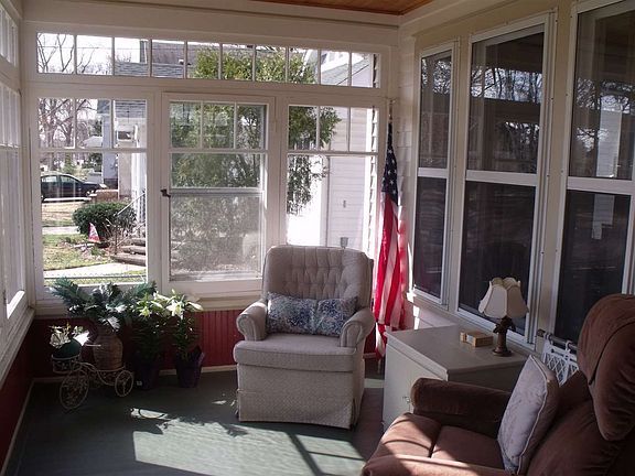 22x8 Enclosed front porch.