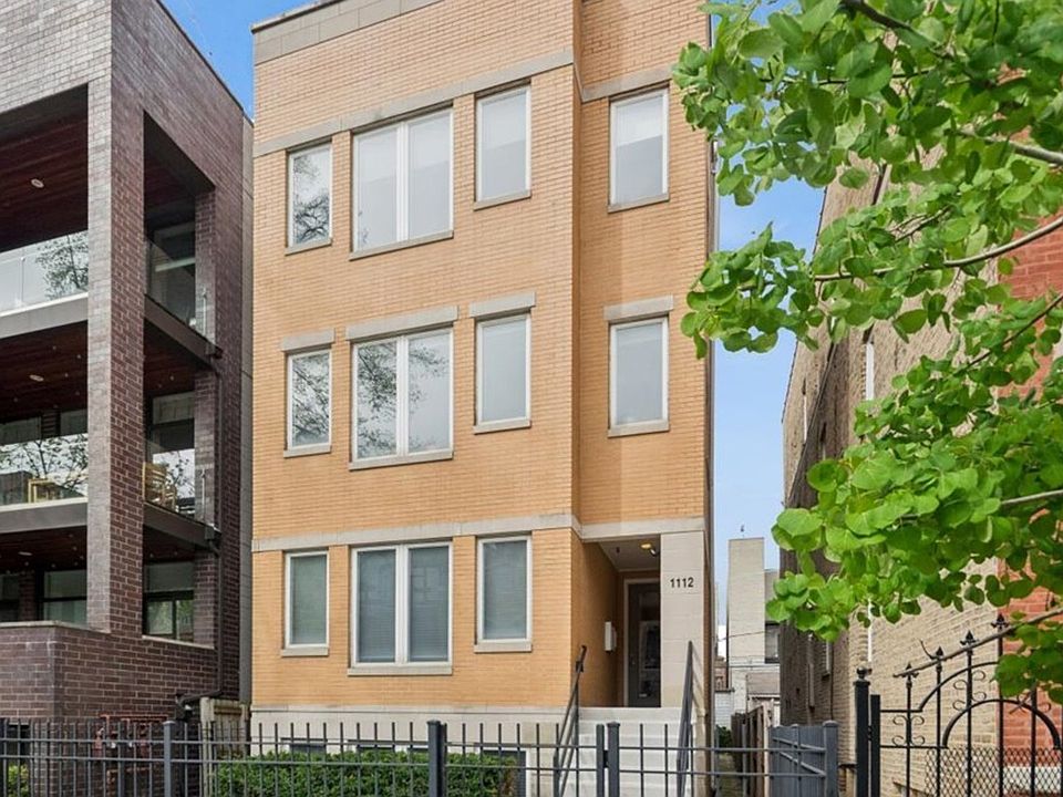 1st image of 1112 N Paulina St APT 3
