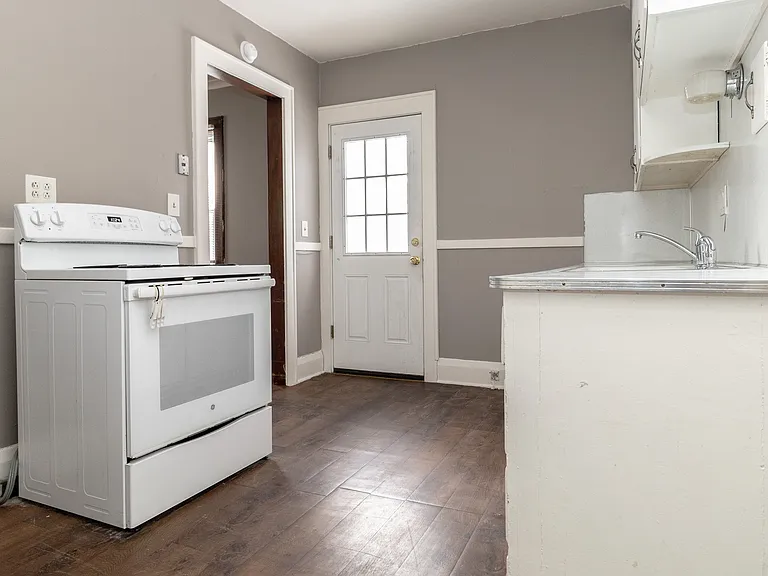 2045 Mansfield Rd — Photo 12