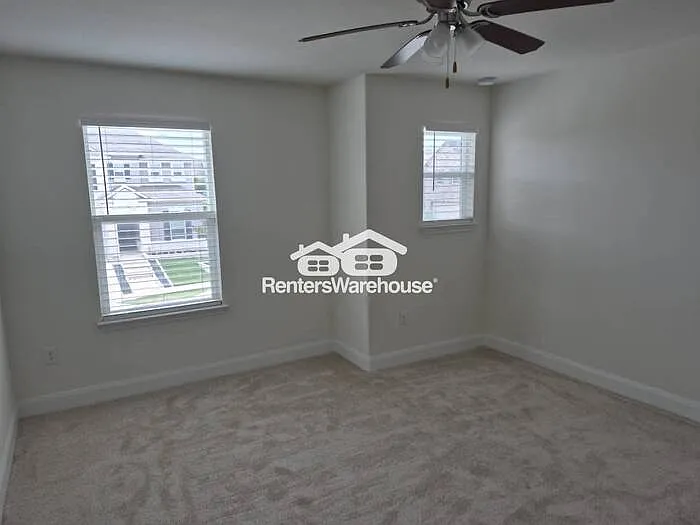 7632 Knockfin Dr — Photo 11