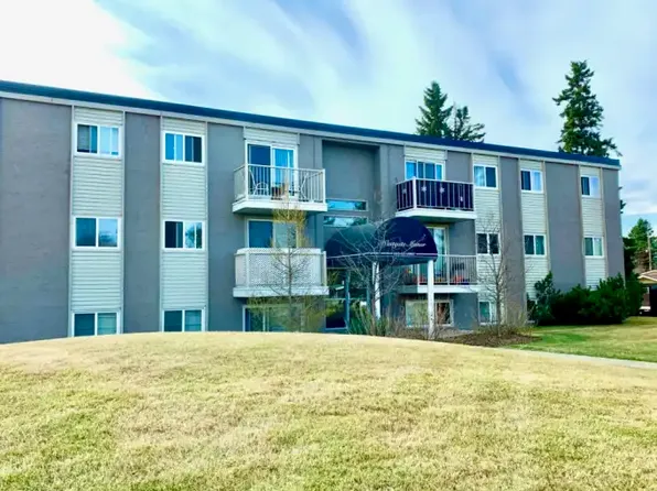 9570 163rd St NW #303C, Edmonton, AB T5P 3M7