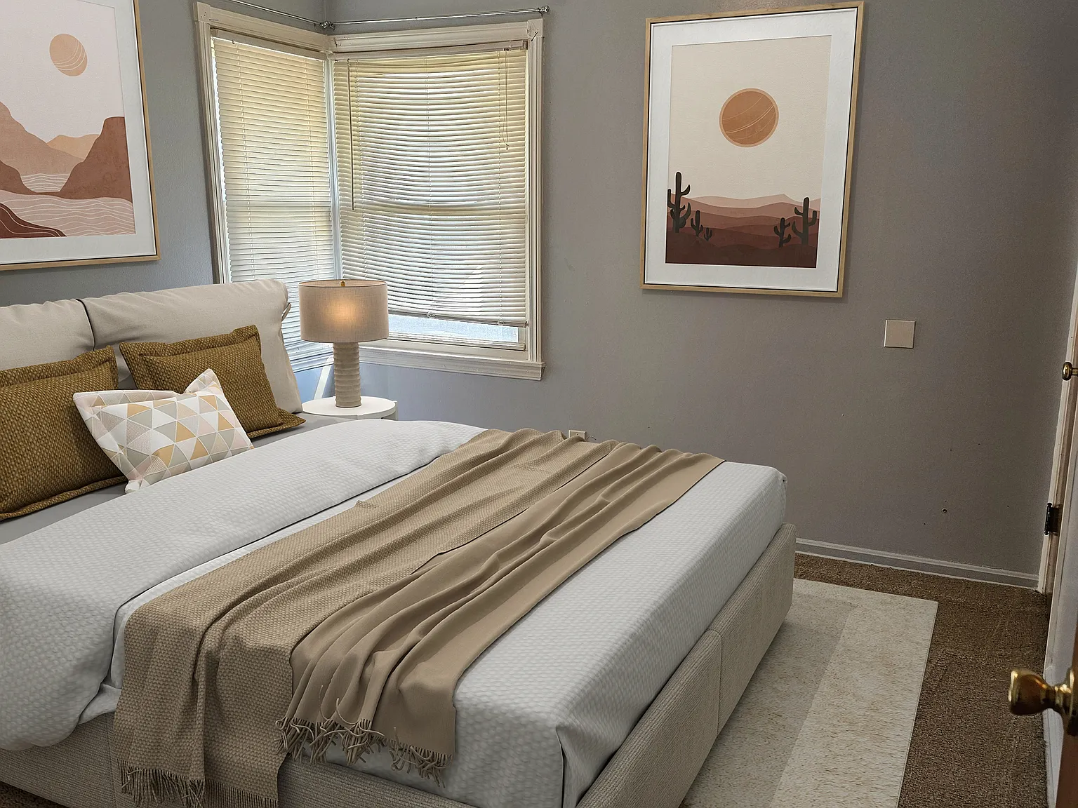2 bed, 740 sqft, $1,300 — Photo 3