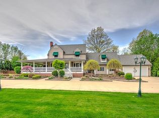 472 Bishop Rd, Highland Heights, OH 44143