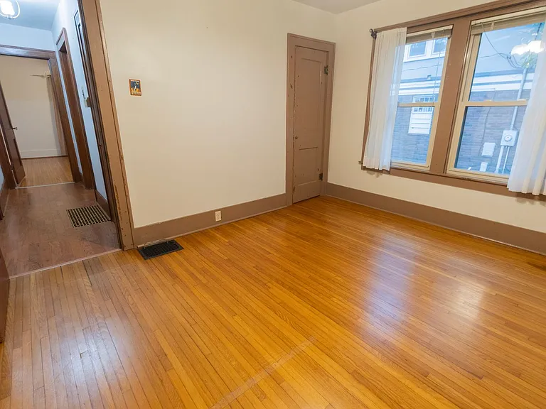 203 Edgewood Ave — Photo 15