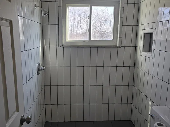 5074 Hendron Rd #1, Groveport, OH 43125