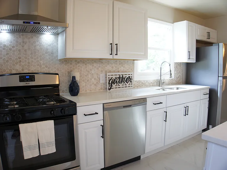 5931 Roosevelt Pl — Photo 3