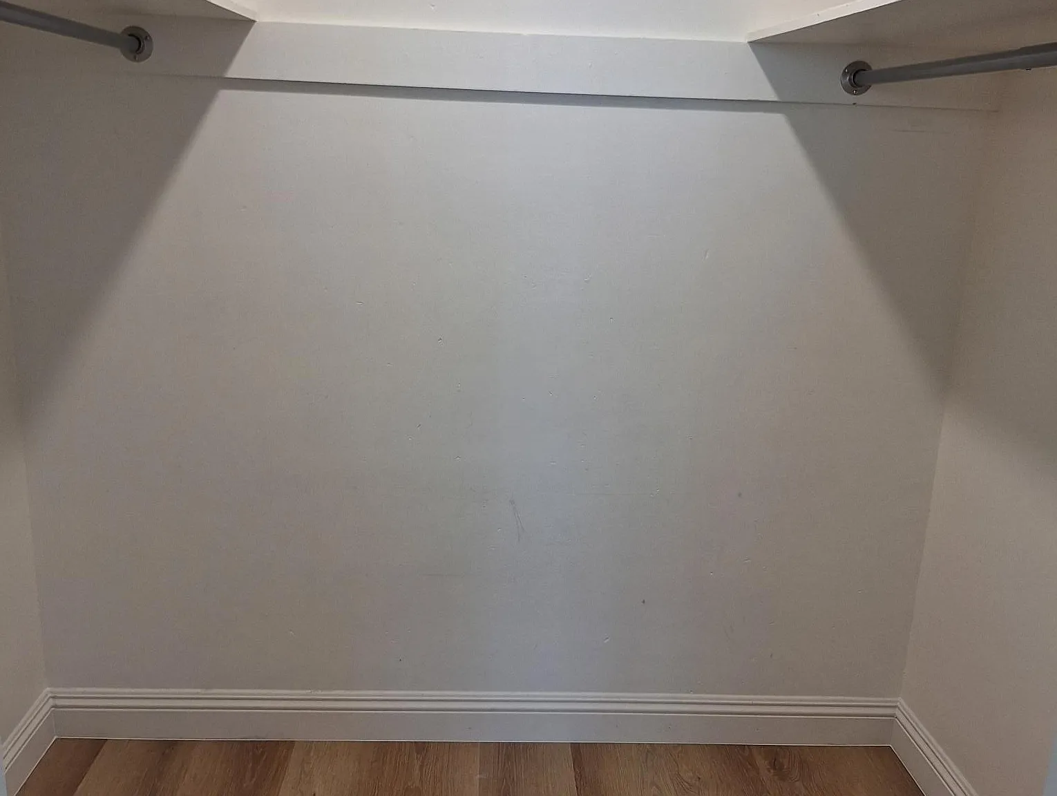 2 bed, 780 sqft, $2,100 — Photo 3