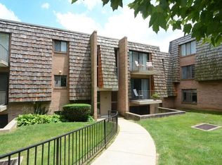 1234 Forest Green Dr, Coraopolis, PA 15108