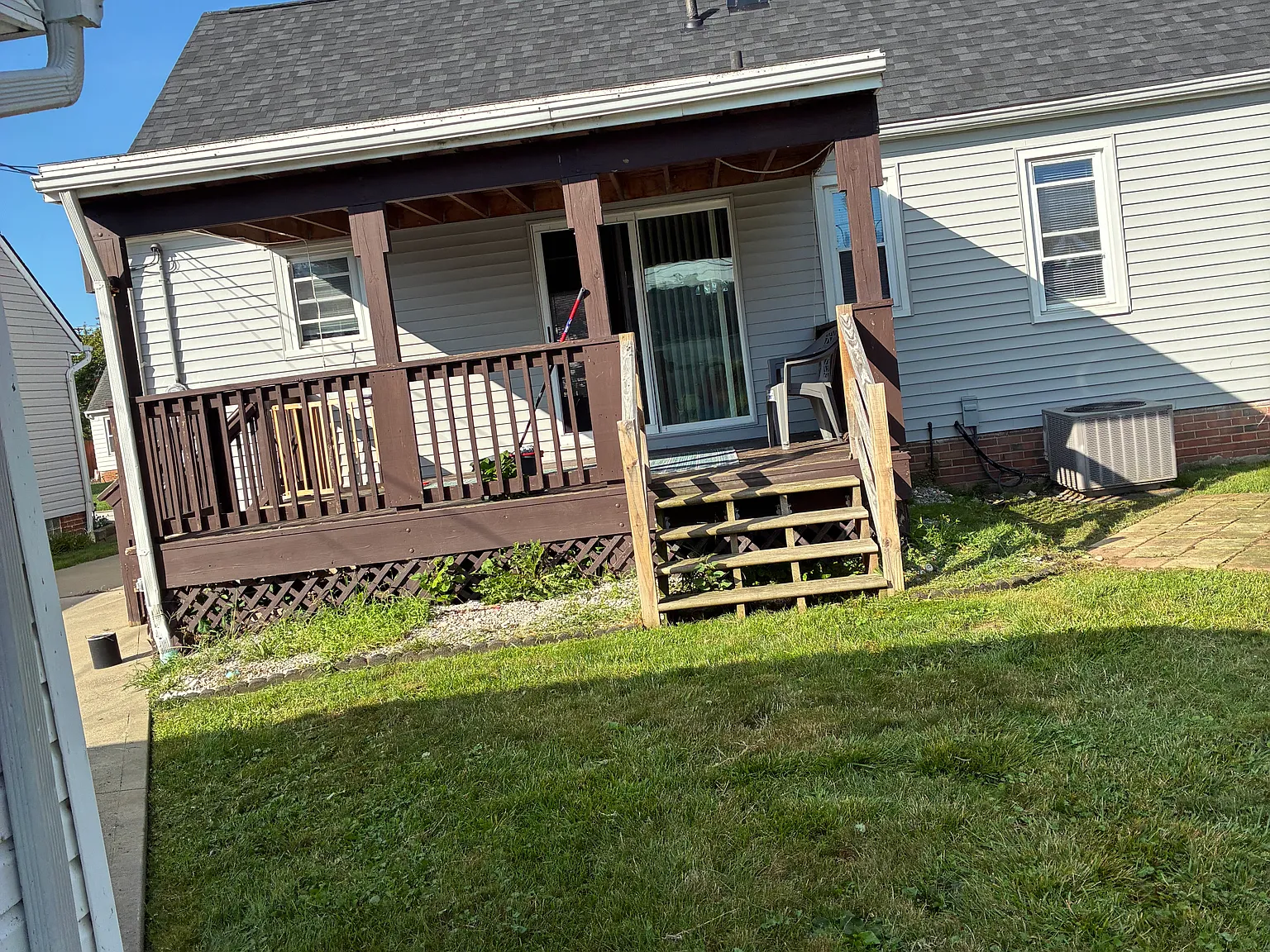 4 bed, 1.5 bath, 1123 sqft, $1,850 — Photo 3