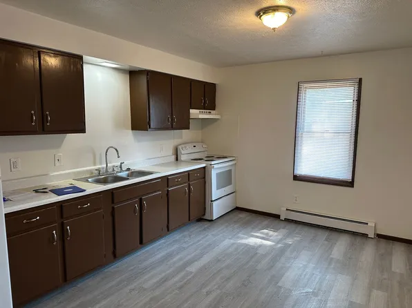 The Villages at Midlothian & 9th, 2517 E Midlothian Blvd APT 4, Struthers, OH 44471