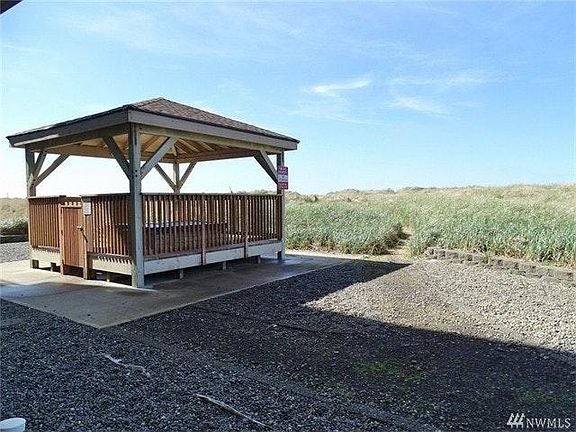 3rd image of 1307 Ocean Shores Blvd #N14