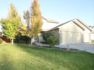 1828 S Blacksmith Pl, Meridian, ID 83642