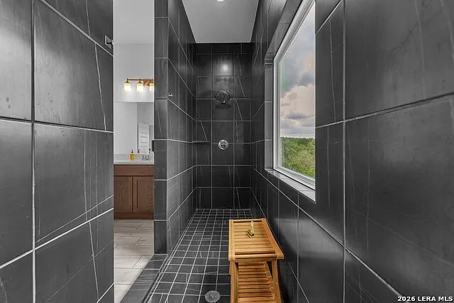 2488 Waterfront Park Dr — Photo 43