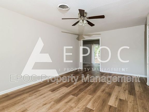 3rd image of 1713 Greenwood Ave