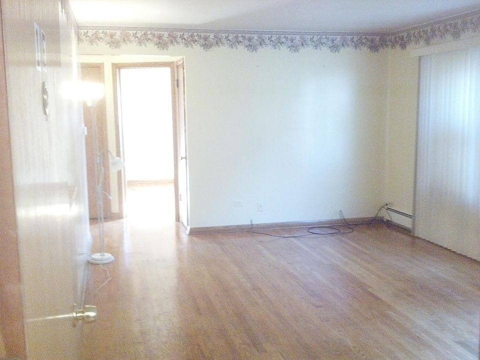 2nd image of 2107 S Harlem Ave APT Ge
