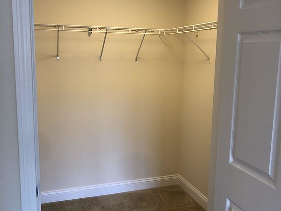 4th image of 1112 Norwest Dr #1109