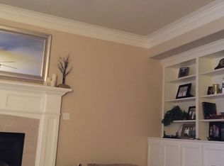 9452 Wendover Ct, Brighton, MI