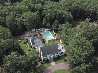 1 Sylvan Ln, Groton, MA 01450