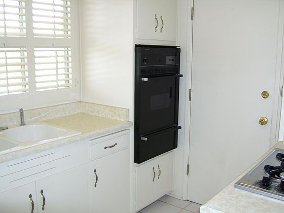 4th image of 500 W Clarendon Ave