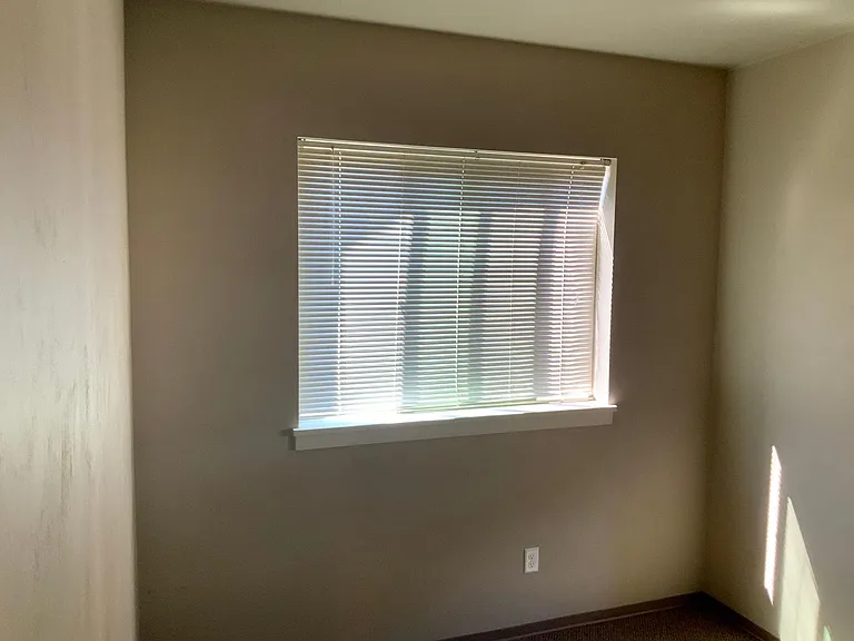 585 E 14th Ave #5 — Photo 10