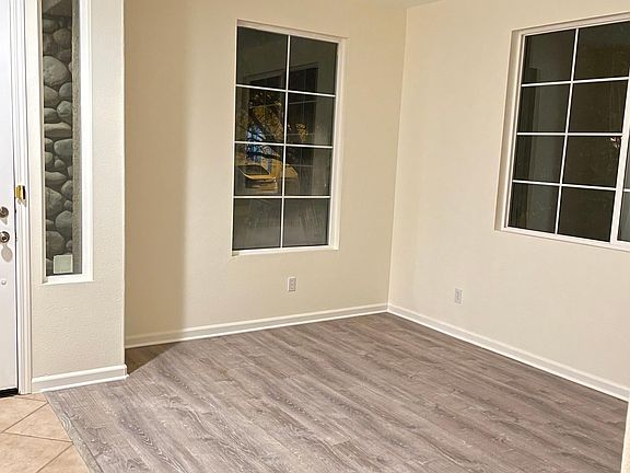 4th image of 3066 Tintorera Way