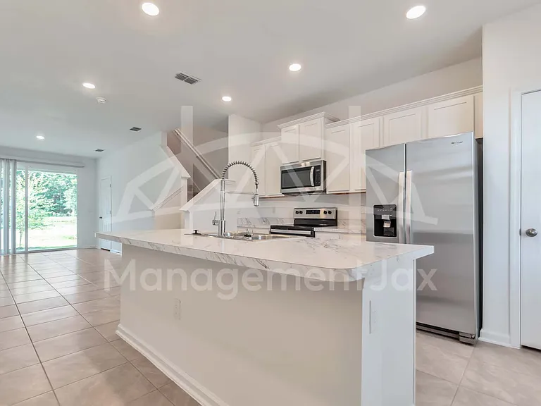 8356 Zenith Cir #1 — Photo 6