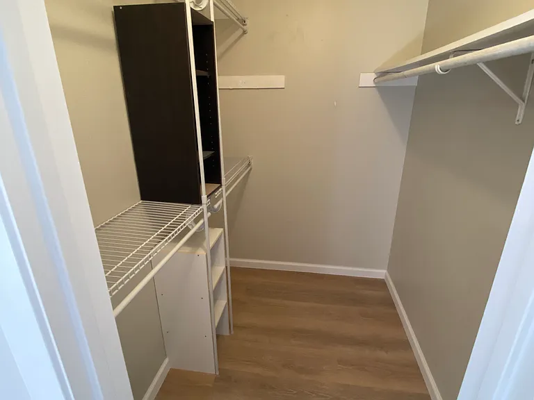 8812 Clearbrook Trl #B — Photo 15