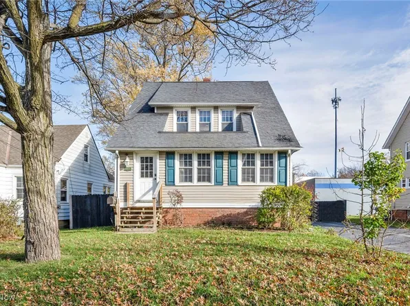 1411 E 289th St, Wickliffe, OH 44092