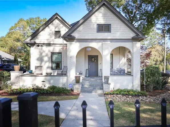 1585 Mercer Ave, College Park, GA 30337