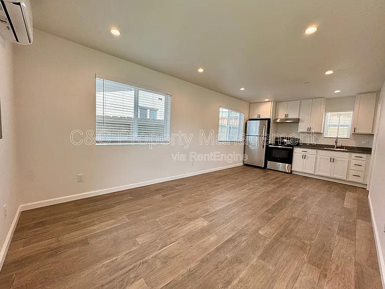 1268 Prospect St #B — Photo 3
