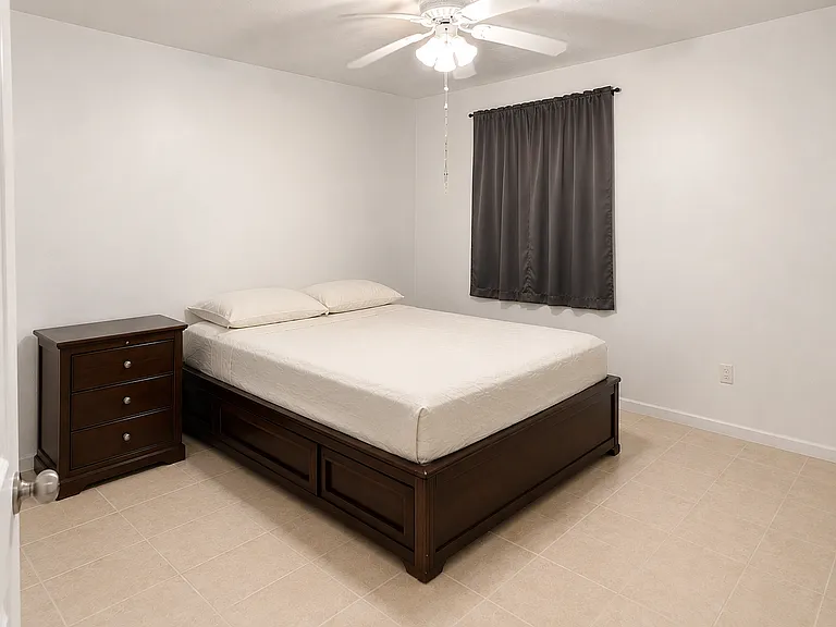 450 Commodore Dr #106 — Photo 6