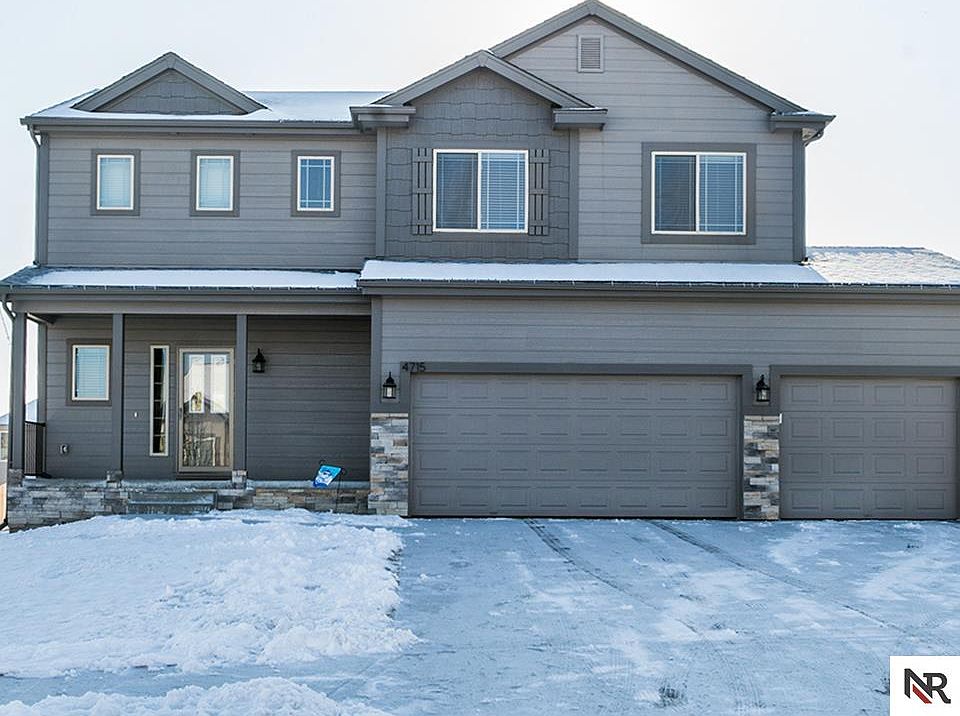 1st image of 4715 N 174th Ave