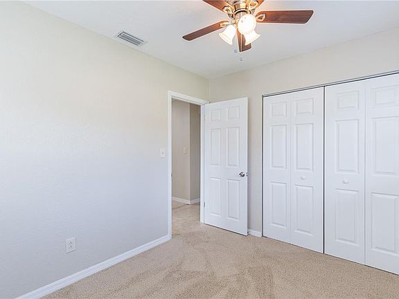 3rd image of 7907 Dahlia Ave