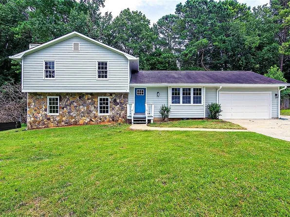 8274 Creekridge Cir, Riverdale, GA 30296