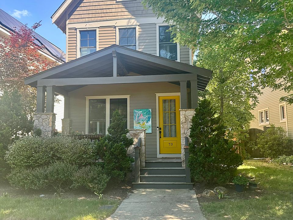 1st image of 73 Grovewood Ln