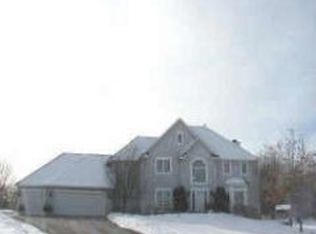 744 Cortland Cir, Shakopee, MN 55379