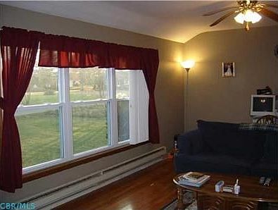 4th image of 1703 Darby Dale Dr