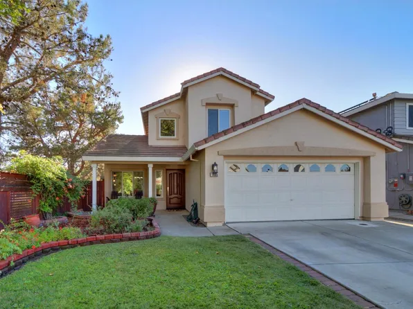 1405 Escolar Ct, Davis, CA 95618