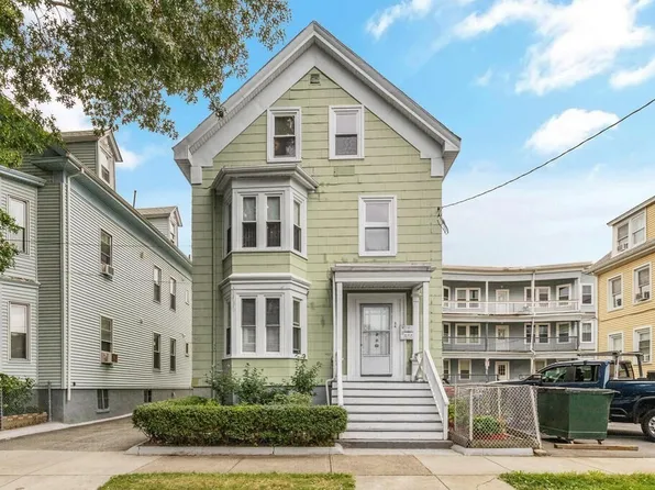 34 Whiting St, Lynn, MA 01902