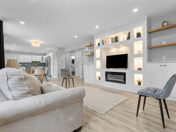 21 Alma Avenue, Wolcott, CT 06716