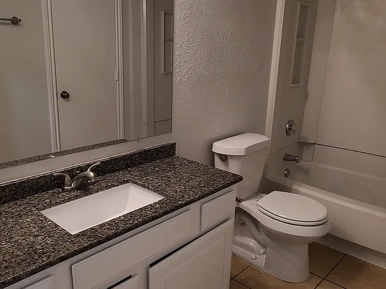 17811 Farley Trl — Photo 9