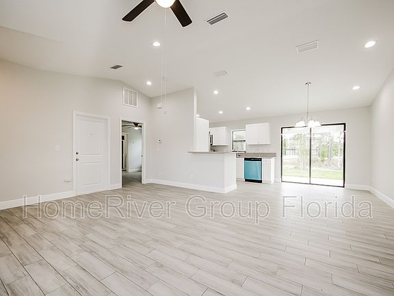 2nd image of 2715 42nd St SW