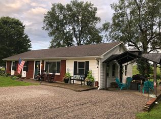 1518 Bellows Mill Rd, Harrodsburg, KY 40330